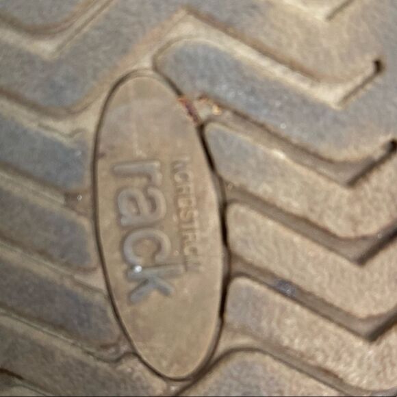 Nordstrom Rack Light Brown Suede Cozy Boots 2Y - Picture 6 of 10